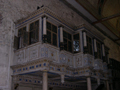 Empore